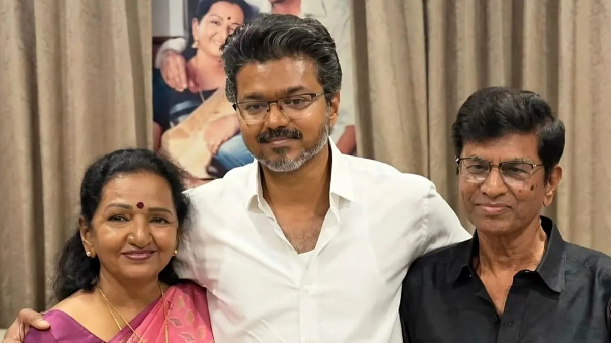 did-you-know-thalapathy-vijay-was-born-into-a-hindu-christian-family-a-look-at-his-parents-religious-background