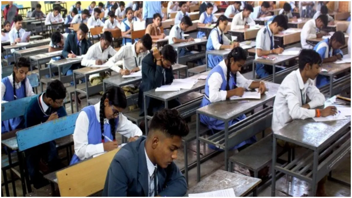 not-new-for-cbse-education-ministry-dismisses-concerns-about-onscreen-marking-system-after-pass-out-percentage-drops