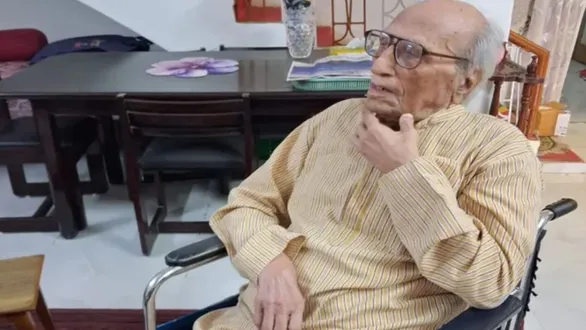 bashir-badr-once-failed-exam-over-a-urdu-couplet-he-had-written-himself-here-is-why