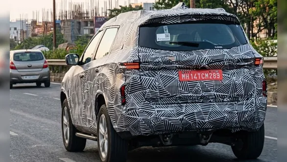 tata-safari-ev-spied-testing-in-india-check-expected-range-and-features