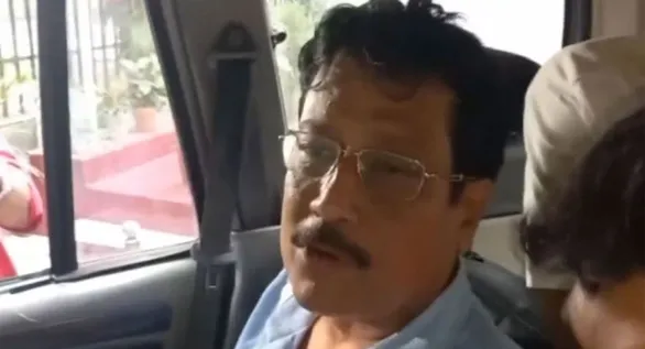 tmcs-sabyasachi-dutta-pelted-with-eggs-tomatoes-as-protesters-shout-thief-after-arrest-in-extortion-case