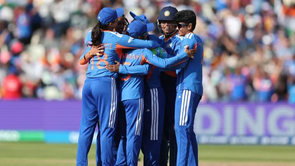 t20-world-cup-2026-smriti-mandhana-shines-deepti-creates-history-as-india-outclass-pakistan