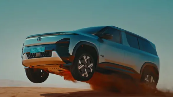 tata-sierra-ev-conquers-tal-moreeb-sand-dune-gets-500-km-range-boost-mode-and-more