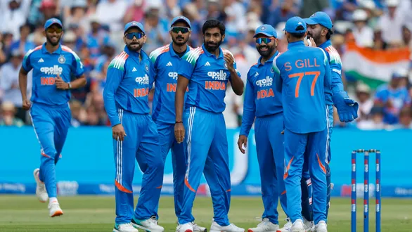 shubman-gill-axar-patel-star-as-india-beat-england-by-six-wickets-in-1st-odi