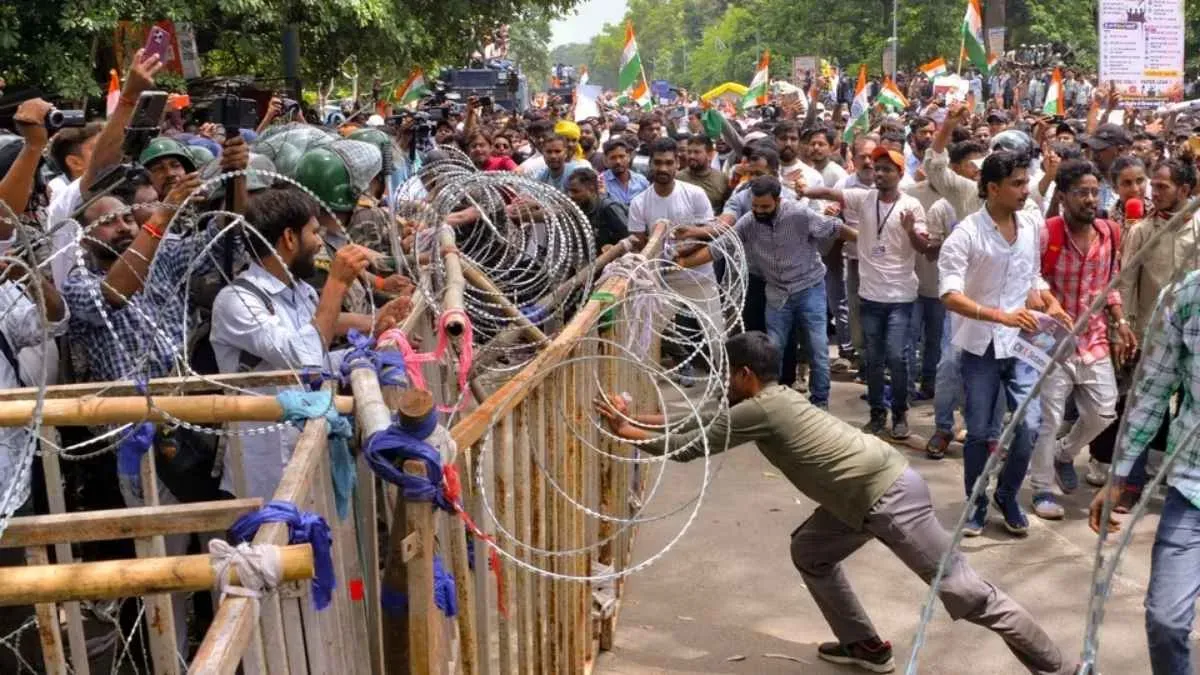 Jharkhand Protests: Over 900 Unidentified, 28 Named Booked In Three FIRs After Students-Police Clashes