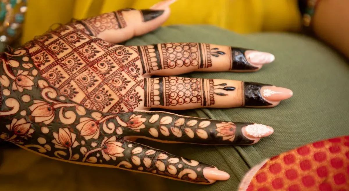 Raksha Bandhan 2026 Mehndi Designs 7 Latest And Beautiful Henna raksha-bandhan-2026-mehndi-designs-7-latest-and-beautiful-henna