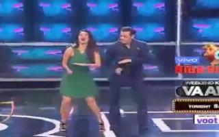 bigg-boss-13-mallika-sherawat-performs-on-jabeli-bai-with-salman-khan-on-weekend-ka-vaar-watch