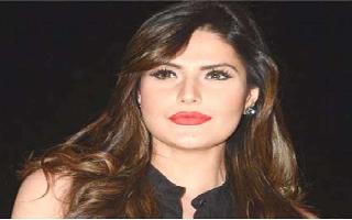 heres-what-zareen-khan-told-the-director-who-asked-her-to-rehearse-kissing-scene-with-him