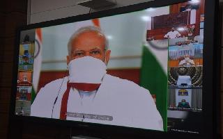 coronavirus-pandemic-pm-modi-hold-allparty-meet-decision-on-lockdown-extension-likely-by-weekend-after-meeting-with-cms