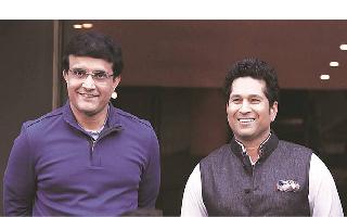 kismat-acha-hai-sourav-ganguly-leaves-hilarious-reply-on-sachin-tendulkars-latest-instagram-post
