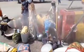 coronavirus-in-uttar-pradesh-migrant-worker-sprayed-with-bleach-meant-to-disinfect-buses-in-lucknow-government-says-unintentionally