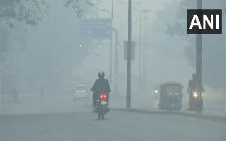 delhi-air-pollution-aqi-plunges-to-severe-as-ban-on-firecrackers-flouted-on-diwali-all-you-need-to-know