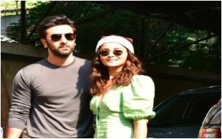 valentines-day-2021-heres-how-lovebirds-ranbir-kapooralia-bhatt-are-celebrating-the-special-day