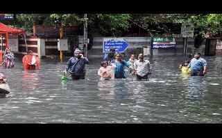 Toll mounts to 44 in Andhra floods, red alert issued for Tamil Nadu as heavy rains continue | Top developments