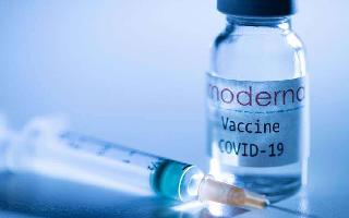 Amid concerns over Omicron, Moderna CEO says 'COVID-19 vaccine shots less effective against new variant'