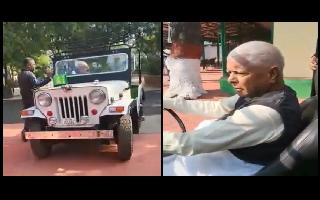 WATCH: Nostalgic Lalu Prasad Yadav takes his first car for a ride on Patna streets