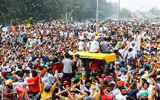 Bharat Bandh: 'Urge farmers to adopt the path of discussion', says Union Agriculture Minister Narendra Singh Tomar