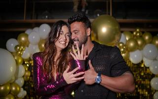 Divya Agarwal Gets Engaged To Apurva Padgaonkar On Her 30th Birthday, Shares Pics From Her Dreamy Proposal
