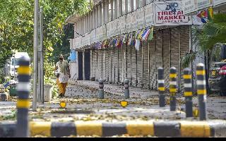 delhi-weekend-curfew-kicks-in-nonessential-activities-on-hold-heres-whats-allowed-and-whats-not