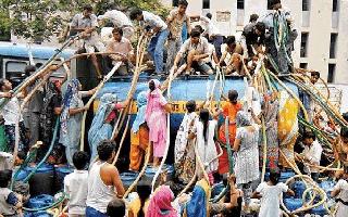 delhi-water-crisis-water-crisis-worsens-as-yamuna-almost-dries-up-check-full-list-of-affected-areas