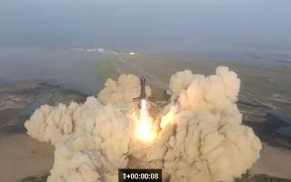 Elon Musk's SpaceX Starship, World’s Biggest Rocket, Explodes Minutes After Launch | Watch