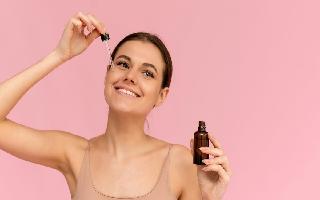 DIY Vitamin C Skin Toner: Easy To Follow Steps To Get A Glowing And Soft Skin This Summer