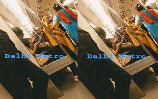 ugly-fight-between-women-in-delhi-metro-leaves-netizens-in-splits-video-goes-viral