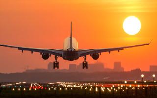 pilot-collapses-onboard-miamichile-flight-declared-dead-after-emergency-landing-in-panama