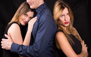 take-note-of-these-5-signs-a-married-man-is-using-you