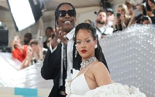rihanna-welcomes-baby-boy-with-rapper-aap-rocky-officially-a-mom-of-2-reports