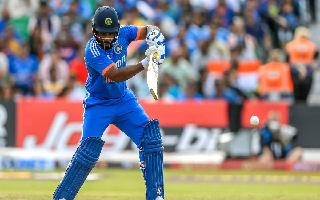 tilak-varma-suryakumar-yadav-included-in-asia-cup-squad-as-sanju-samson-named-standby-for-kl-rahul-fans-react