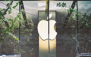 Apple In Talks With News Publishers To Train Its Gen AI Systems; How AI May Be Implemented On Your iPhone