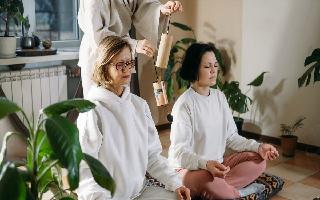 Make Your Meditation More Soothing By Adding These 5 Different Types Of Sounds