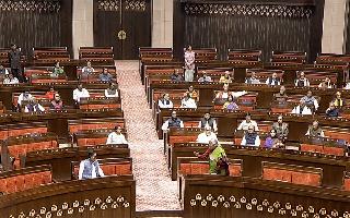 india-bloc-mulls-supreme-court-challenge-against-newly-cleared-criminal-code-bills