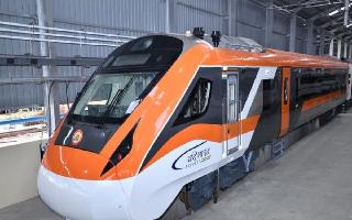 prayagrajagra-vande-bharat-railways-to-operate-saffron-coloured-semihigh-speed-train-ahead-of-magh-mela