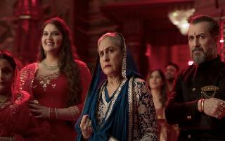 jaya-bachchan-sparks-meme-fest-on-twitter-after-her-expressions-in-dhindhora-song-goes-viral-see-reactions
