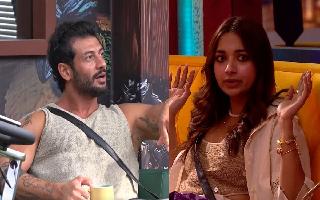 bigg-boss-ott-2-jad-hadid-felt-humiliated-due-to-this-task-gets-teary-eyed-in-front-of-jiya-shankar