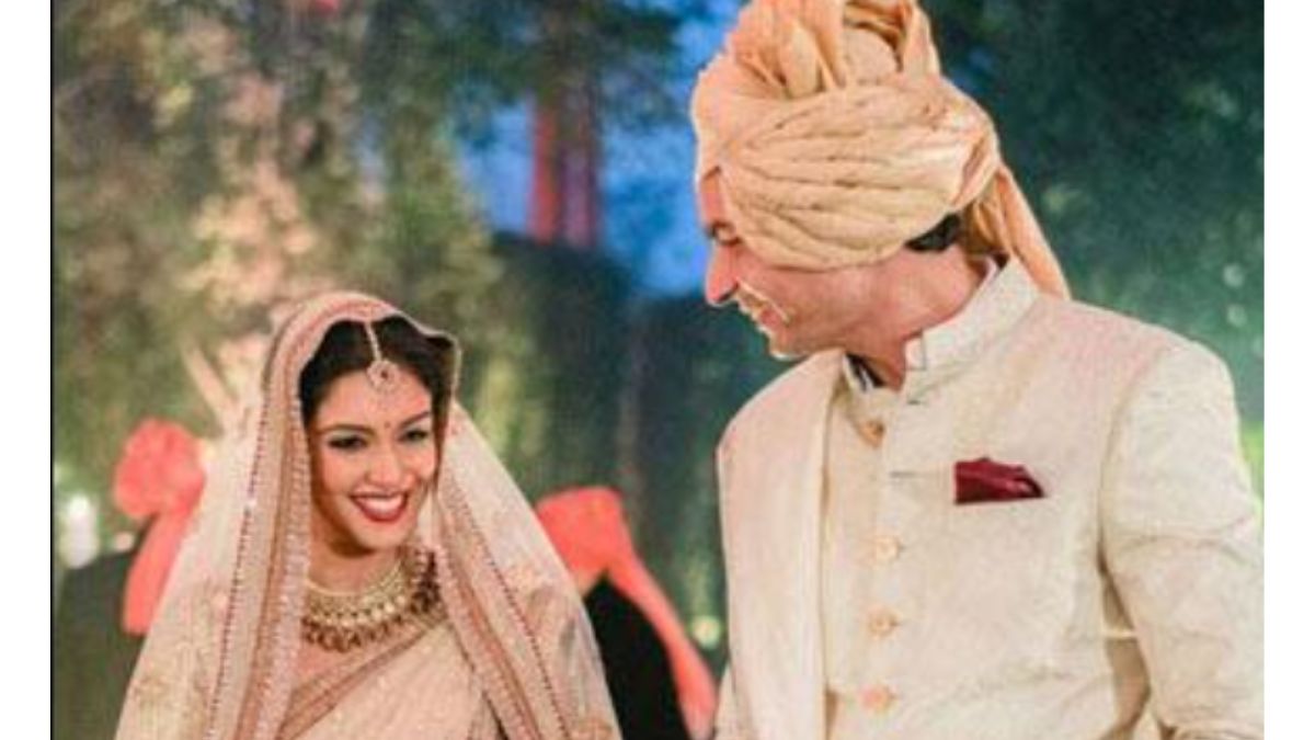 'Ghajini' Actor Asin Thottumkal Sparks Divorce Rumours