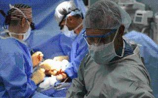 Man Recites Hanuman Chalisa, Plays Piano During Brain Surgery At AIIMS Bhopal; Video Goes Viral