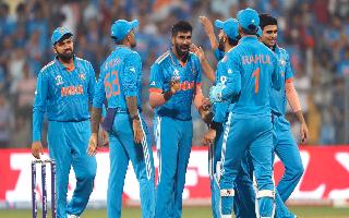 ind-vs-sl-world-cup-2023-rohit-sharma-heaps-praise-on-batters-and-bowlers-alike-post-semifinal-qualification