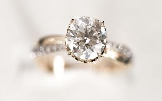 best-engagement-rings-to-suit-your-zodiac-sign-for-marital-bliss-and-success