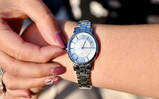 4-vastu-tips-for-wearing-a-wristwatch-to-change-your-destiny