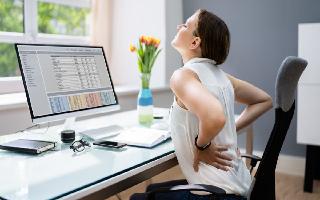 5 Easy To Perform Yoga Poses For Upper Back Pain Relief