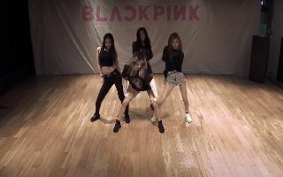 blackpink-lisa-jennie-rose-jisoo-dance-to-priyanka-chopra-desi-girl-blinks-say-peecee-needs-to-see-this-watch-viral-video