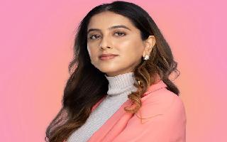humans-of-bombay-controversy-explained-why-is-founder-karishma-mehta-getting-brutally-trolled-viral-video