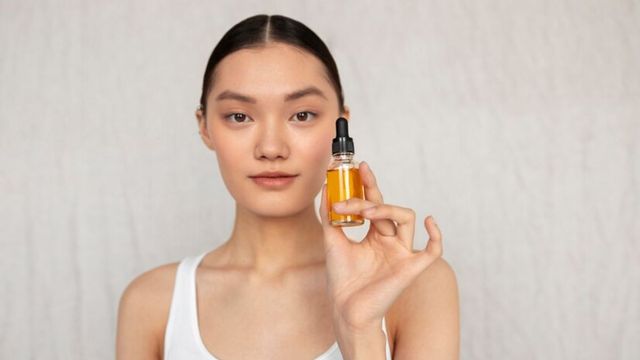 how-effective-are-vitamin-e-capsules-skin-dermatologist-weighs-in