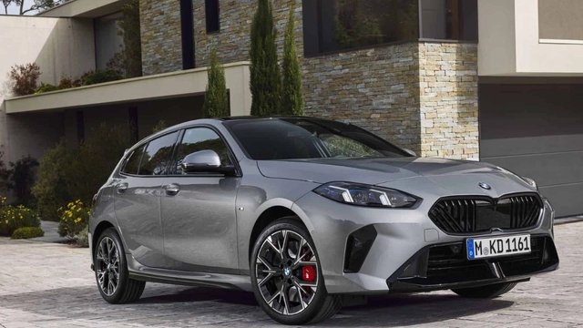 bmw-1-series-2025-makes-global-debut-heres-whats-new-in-fifth-generation-hatchback