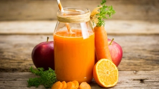 5 Surprising Health Benefits Of Drinking One Glass Of Carrot Juice Every Morning