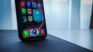 apple-ios-18-update-siri-to-get-most-apple-intelligence-features-next-year-non-ai-enhancements-this-year-all-details