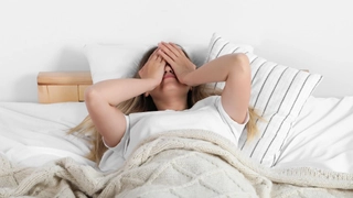 Causes Of Sleep Deprivation: Expert Lists Factors That Lead To Irregular Sleep Schedules